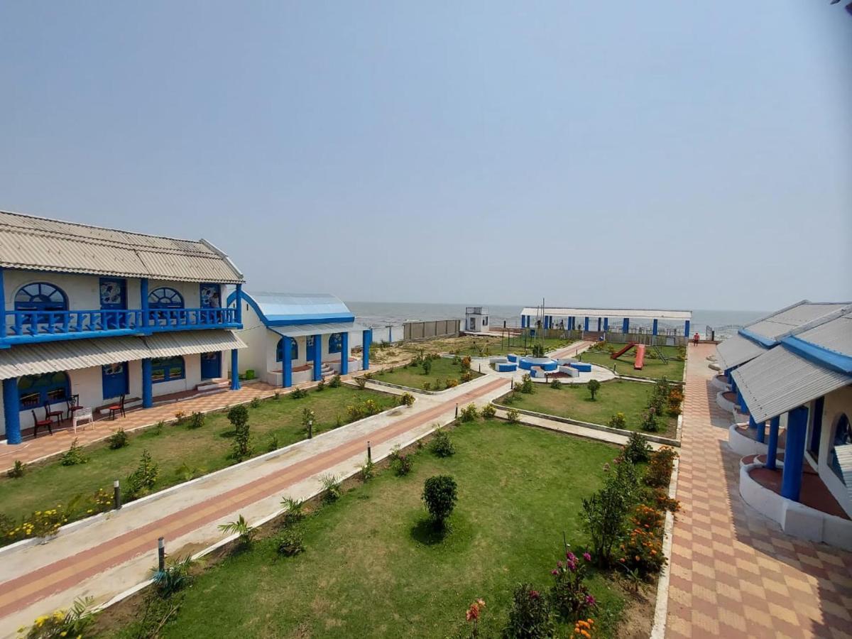Megha Beach Resort - Sea View 曼达莫尼 外观 照片