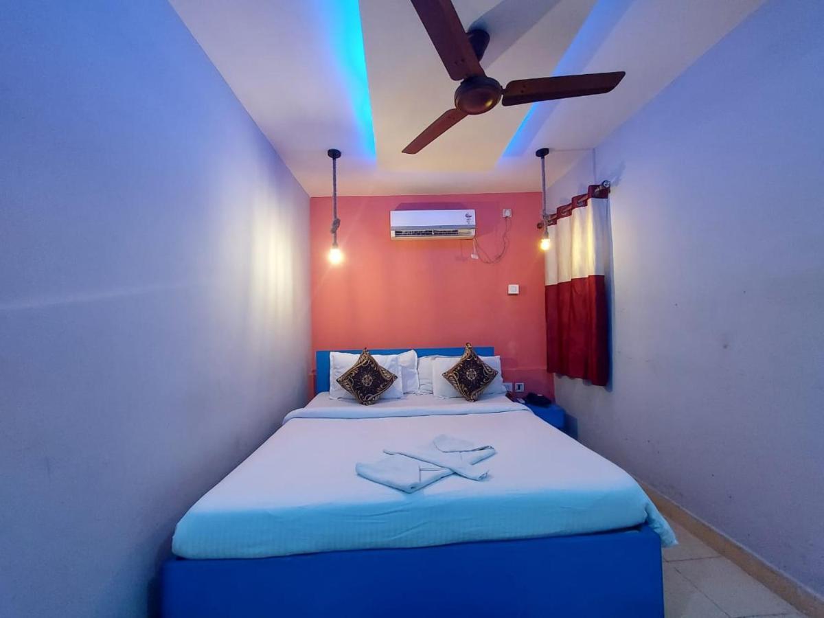 Megha Beach Resort - Sea View 曼达莫尼 外观 照片
